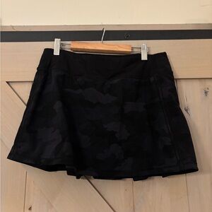 Lululemon Black Camouflage Skirt